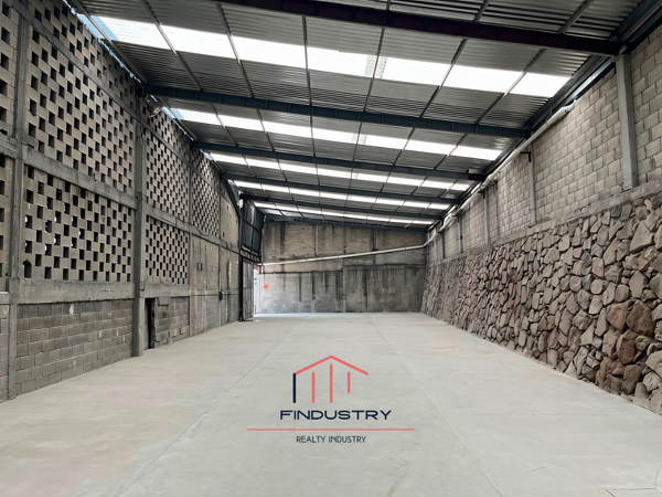 Bodega Industrial en Renta Tlalnepantla — foto 1 de 7
