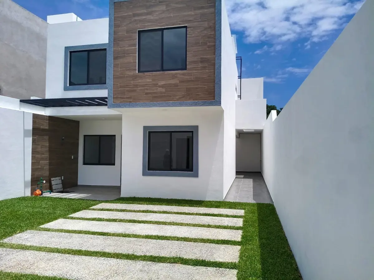 Casa en venta en Chamilpa, Cuernavaca — foto 1 de 13