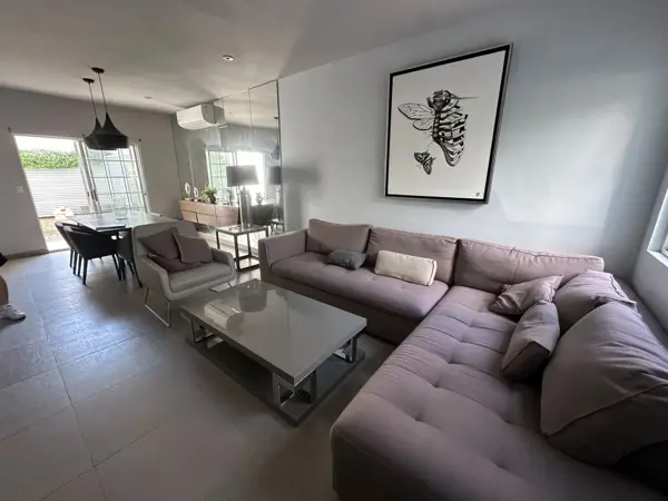 Casa En Renta, Las Vivenzas, Santa Catarina, Nuevo León