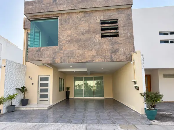 VENDO CASA EN LA RIVIERA VERACRUZANA. LADO MAR