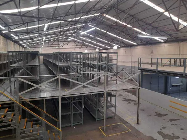 Bodega en renta en Santiago Norte, Iztacalco — foto 3 de 14