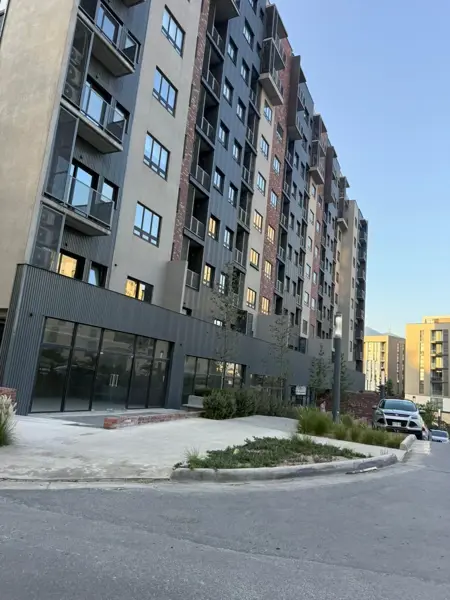 DEPARTAMENTO EN RENTA VIA CORDILLERA, SANTA CATARINA