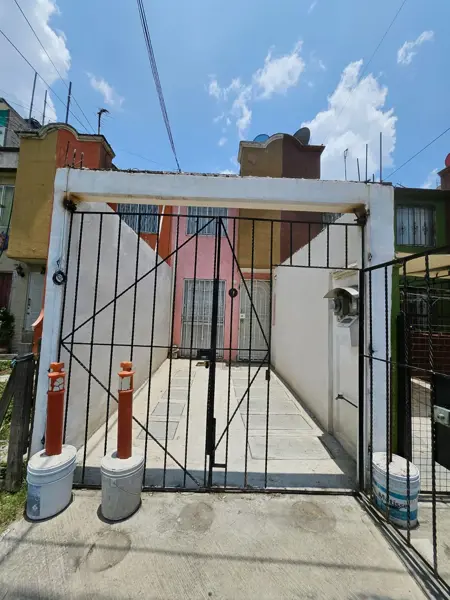 CASA CON POTENCIAL PARA  TU FAMILIA CHICOLOPAN DE JUAREZ