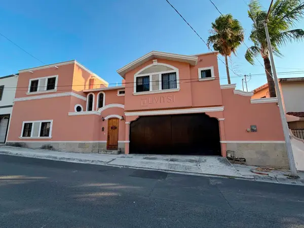 Casa en Venta en Villas Las fuentes