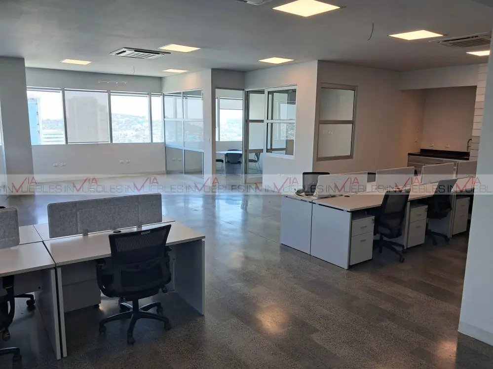 Oficina en venta en Jardines del Paseo, Monterrey — foto 1 de 12