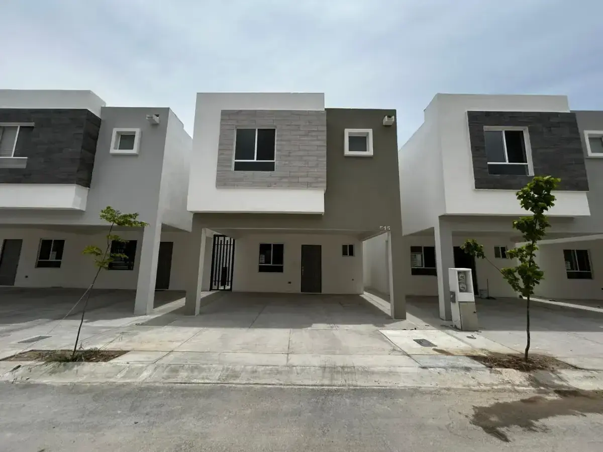 Casa en venta en Veredas, Ramos Arizpe — foto 1 de 17