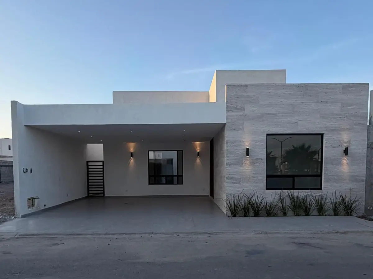 Casa en venta en Villas del Renacimiento, Torreón — foto 1 de 16