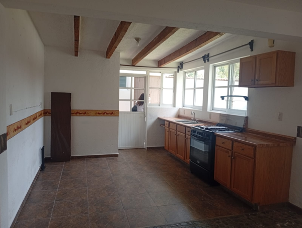 Casa en renta en San Sebastian, Metepec — foto 3 de 5