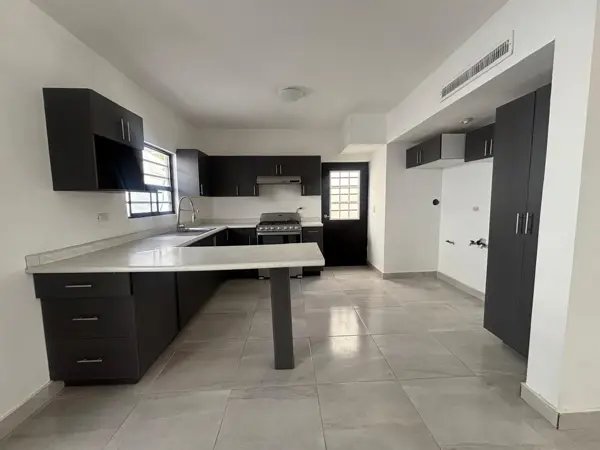 Casa en venta en San Marino, Torreón — foto 3 de 17