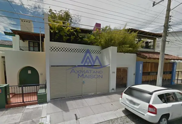 Casa en Venta en Jardines Vista Hermosa, Colima