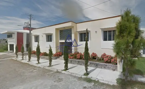 Casa en venta en Carlos de la Madrid, Villa de Álvarez — foto 3 de 11