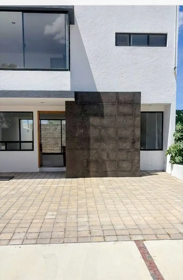 Casa en renta en Cañadas del Arroyo, Corregidora — foto 1 de 33