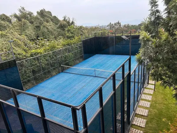 Casa en Rancho Cortés  | Un nivel con Cancha de Pádel y Alberca Climatizada Seguridad 24/7
