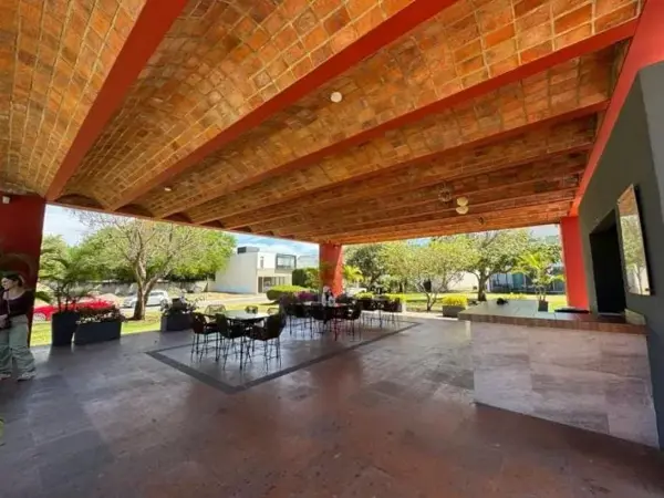 Casa en venta en Residencial Bosque Cedros, Tlajomulco de Zúñiga — foto 2 de 5