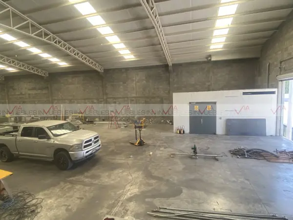 Bodega en renta en El Mezquital, Apodaca — foto 2 de 12