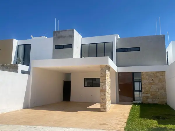 Casa en Venta en Mérida, Yucatán, en Privada Albarella, Cholul