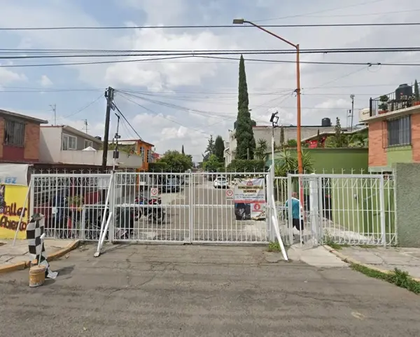 CASA DE REMATE EN EDOMEX ECATEPEC (VALLE DDE ARAGON 3RA.SECCION) DM
