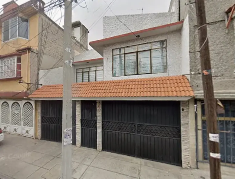 Casa en venta en San Juan de Aragón VI Sección, Gustavo A. Madero — foto 1 de 14