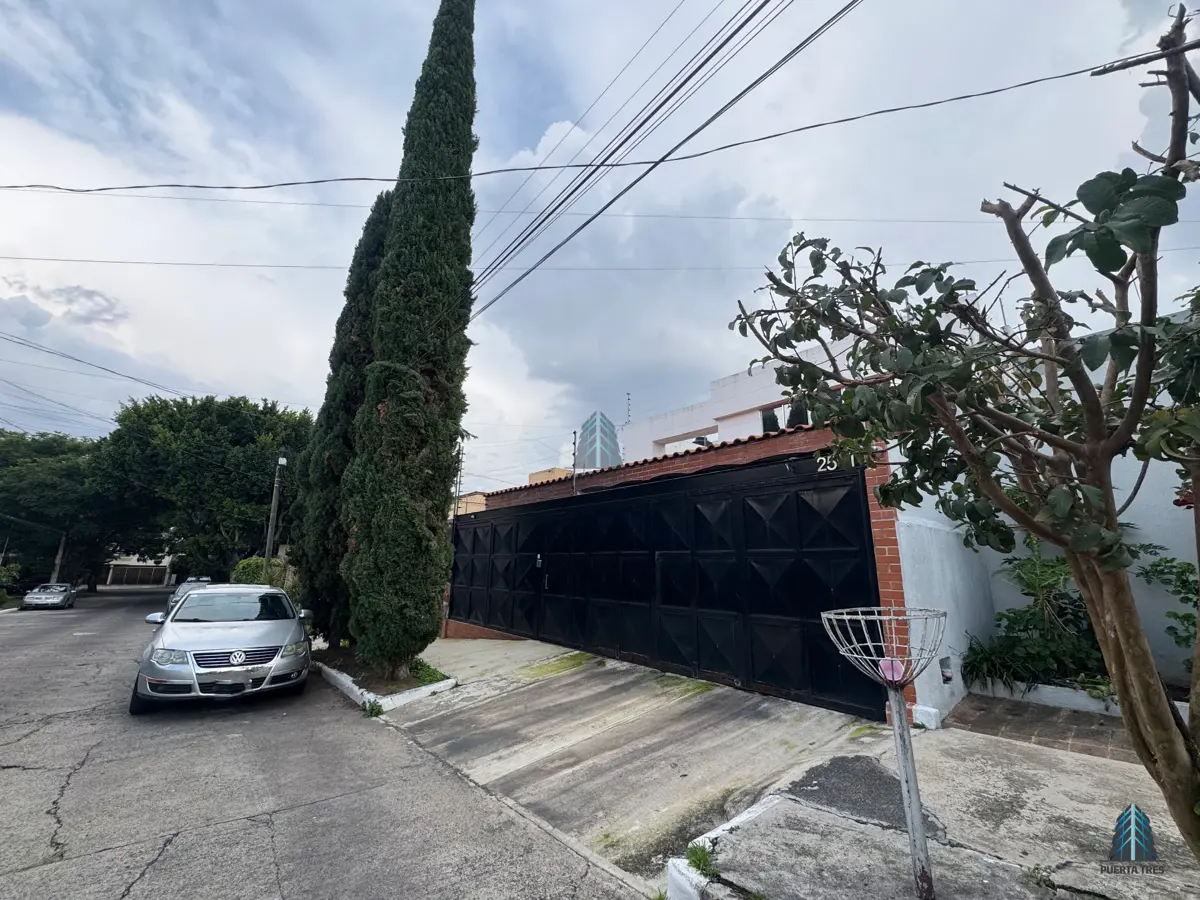 Casa en venta en Providencia, Guadalajara — foto 1 de 43