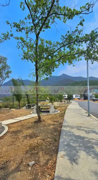 Terreno en venta en Bosques de las Misiones Sector Encino, Santiago — foto 3 de 12