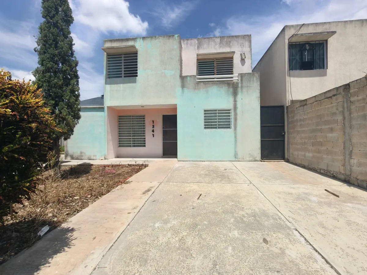 Casa en renta en Diamante Paseos de Opichen, Mérida — foto 1 de 11