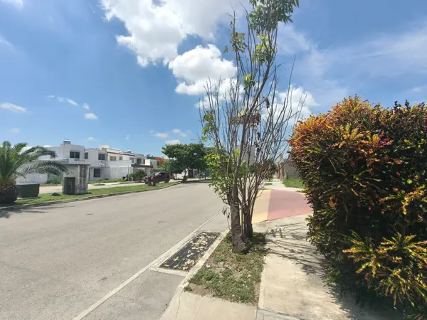 Casa en renta en Diamante Paseos de Opichen, Mérida — foto 3 de 11