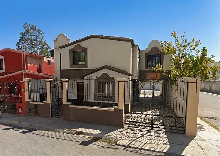 Casa en venta en El Baluarte, Saltillo — foto 1 de 9