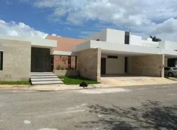 Casa en renta en Mexico Norte, Mérida — foto 1 de 27