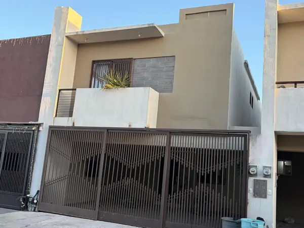 Casa en venta en Cerrada México, Guadalupe, Nuevo León