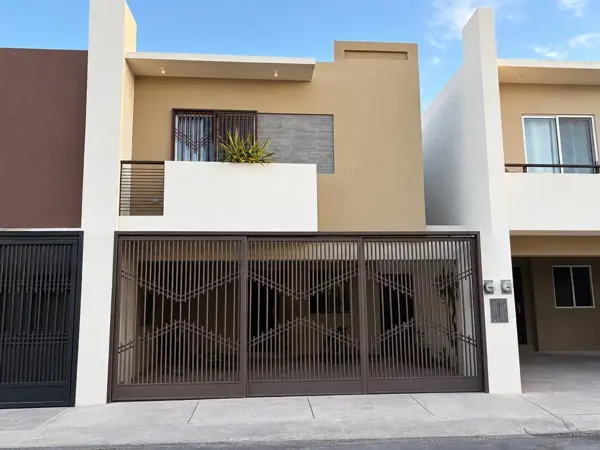 Casa en venta en Cerrada México, Guadalupe, Nuevo León