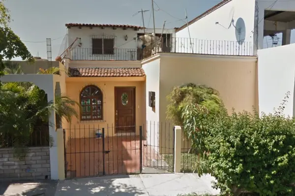 Casa en Colima en Remate Bancario - Oportunidad de Inversión