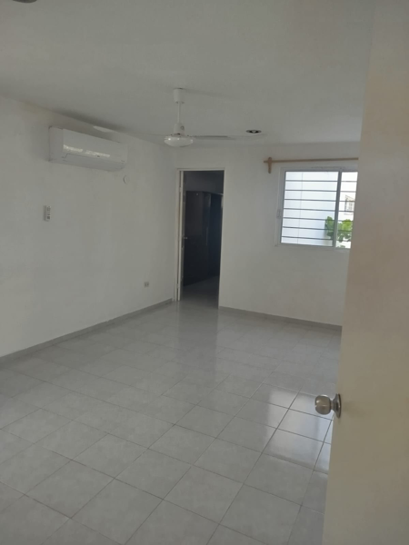 Casa en renta en Montecarlo, Mérida — foto 3 de 11