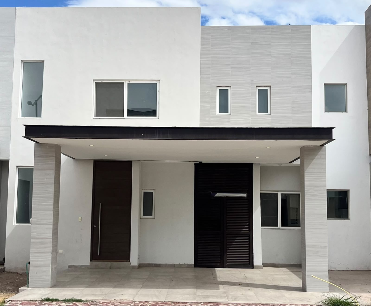 Casa en venta en Altozano la Nueva Laguna, Gómez Palacio — foto 1 de 19