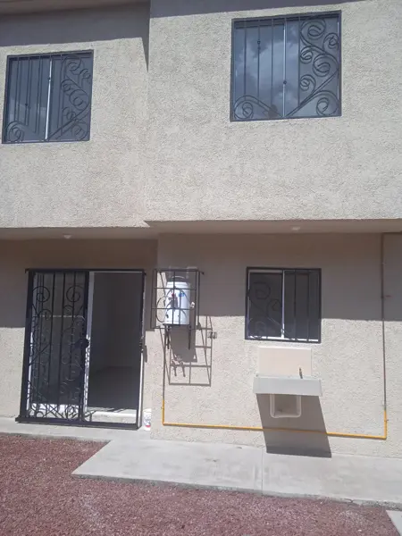 se renta casa nueva