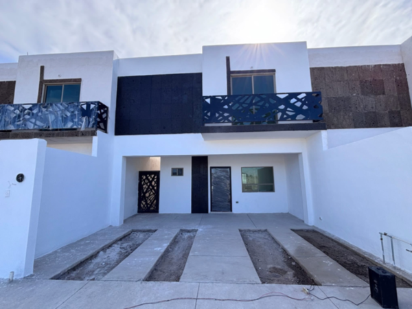 Casa en Venta Cerca del Aeropuerto — foto 1 de 7