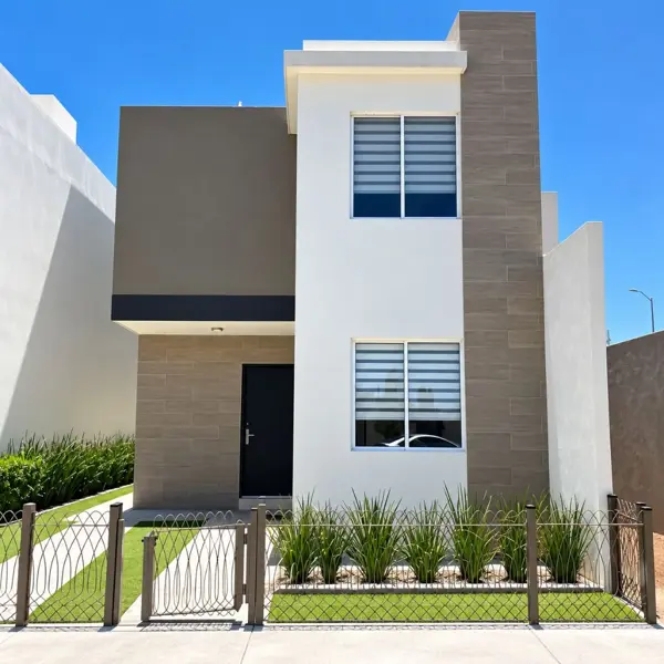 CASA EN VENTA RESIDENCIAL TRIANA AL PONIENTE DE SALTILLO, COAH.