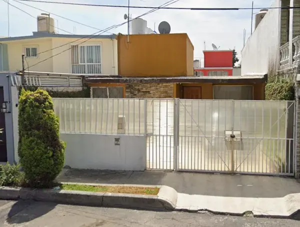 CASA EN VENTA . EN AZCAPOTZALCO