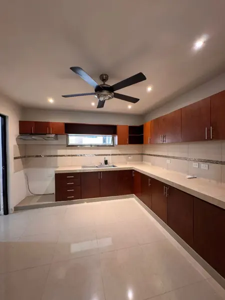 Casa en Venta en Mérida Yucatán en los Pinos — foto 1 de 40