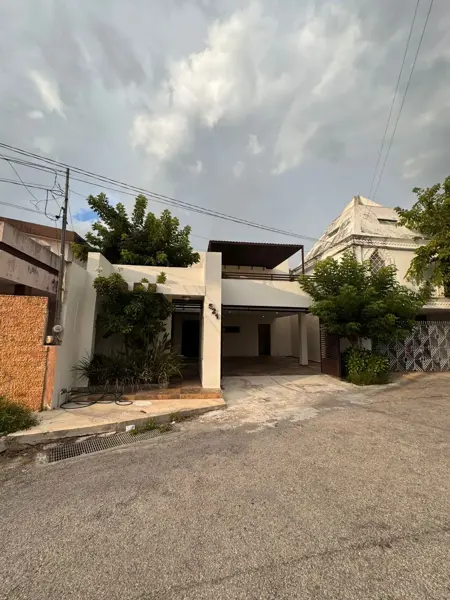 CASA EN VENTA EN MÉRIDA YUCATÁN EN LOS PINOS