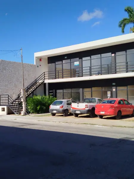 LOCAL COMERCIAL DE 40M2 EN RENTA UBICADO SOBRE AV. CUPULES, MÉRIDA YUCATÁN