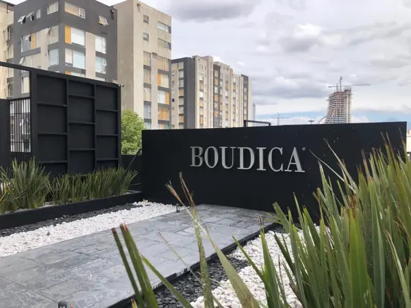 Departamento semi amueblado en RENTA, Torre Boudica, Angelópolis, San Andres Cholula