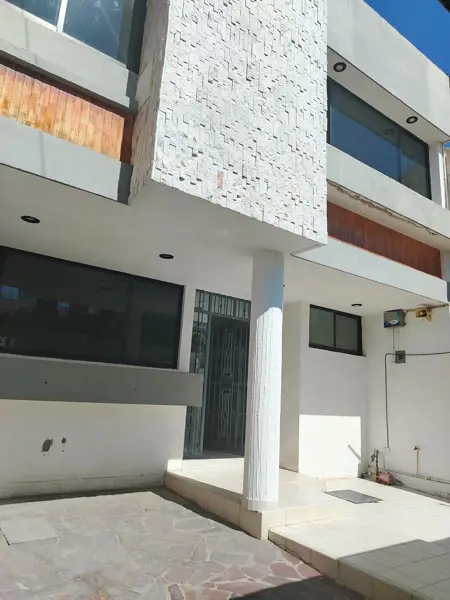 Casa en renta en La Alameda, León — foto 2 de 10