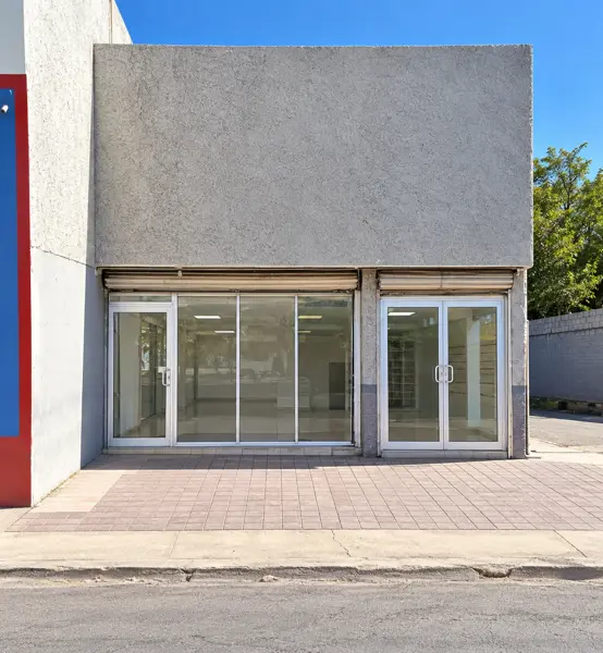 LOCAL COMERCIAL EN RENTA EN ESCOBEDO