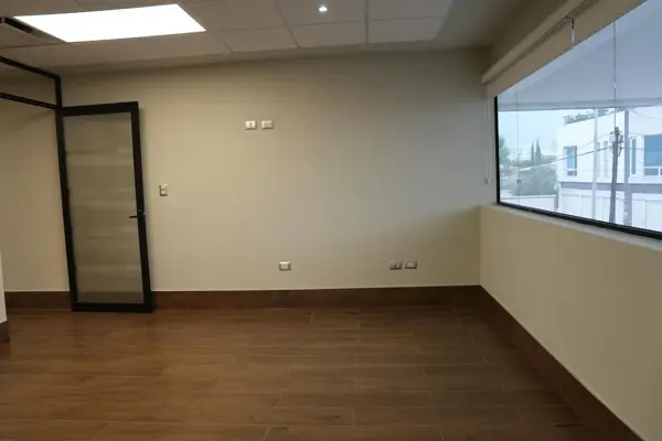 Oficina en Renta en Chepevera, Monterrey, Nuevo León 3