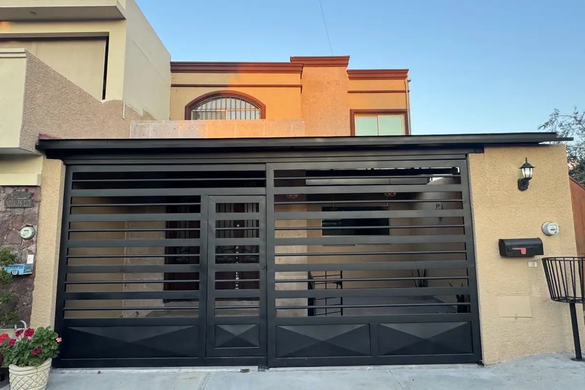 Casa en VENTA en Rincones de la Aurora Casa en VENTA en Rincones de la Aurora