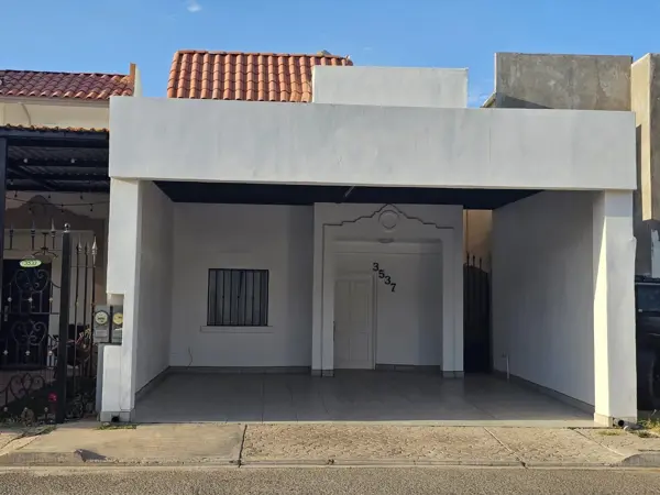 SE RENTA CASA AMUEBLADA EN SEVILLA RESIDENCIAL