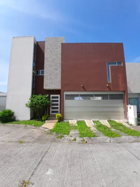 Casa en Venta en Real Mandinga, Riviera Veracruzana con Piscina y Cocina Integral JX