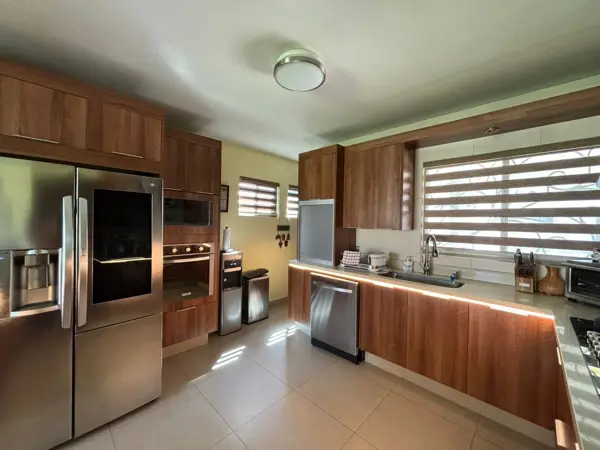 Casa en venta en Las Misiones, Saltillo — foto 3 de 11