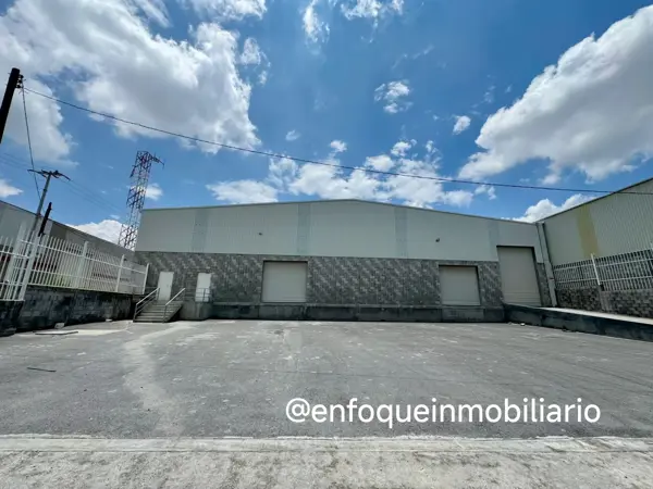 Bodega en Renta ubicada enfrente del aeropuerto Plan de Guadalupe zona,  industrial