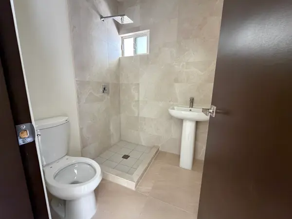 Casa en venta en Lago de Xochimilco, Mexicali — foto 3 de 11